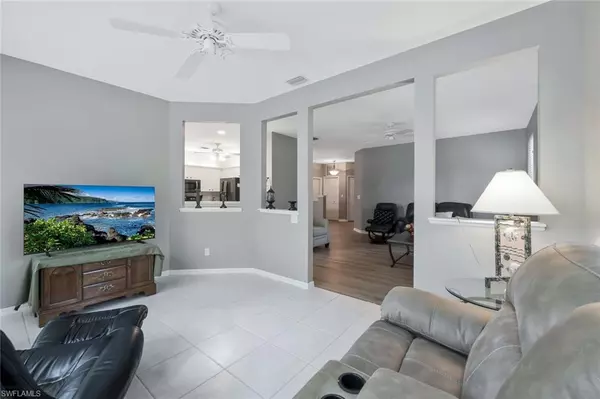 Naples, FL 34110,1340 Charleston Square DR #101