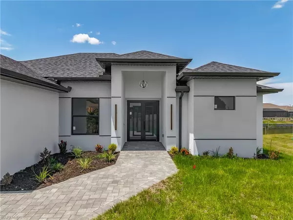 Cape Coral, FL 33909,323 NE 19th TER