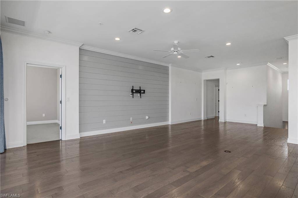 Naples, FL 34120,2311 Sawyers Hill RD #806