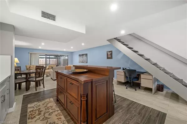 Naples, FL 34108,833 Meadowland DR #B