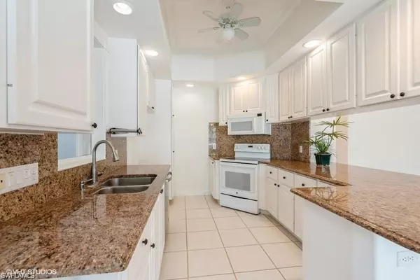 Naples, FL 34119,4008 Upolo LN