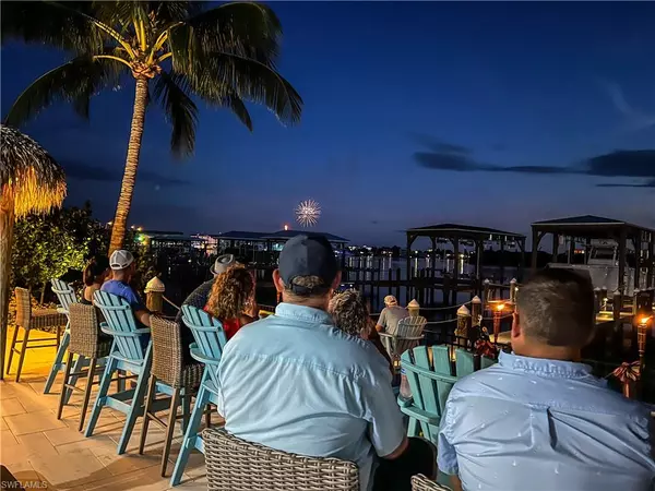 Fort Myers Beach, FL 33931,855 San Carlos DR