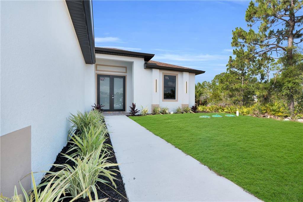 Lehigh Acres, FL 33971,2907 31 ST ST W