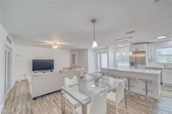 Cape Coral, FL 33904,5146 York CT