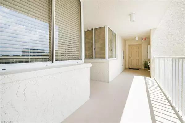 Naples, FL 34108,11118 Gulf Shore DR #A202