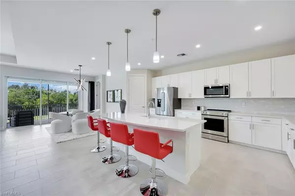 Naples, FL 34114,303 Indies DR W #201