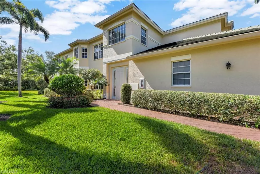 Naples, FL 34119,650 Vintage Reserve CIR #5C