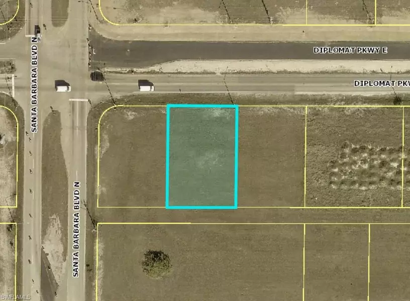 6 Diplomat PKWY E, Cape Coral, FL 33909