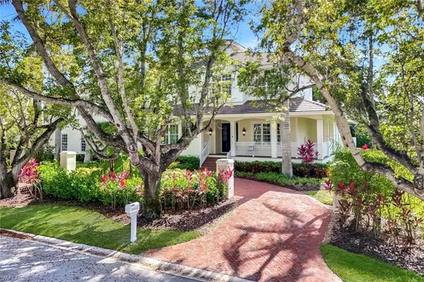 Naples, FL 34102,1550 Gordon DR