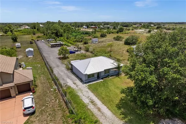 4480 20th ST NE, Naples, FL 34120