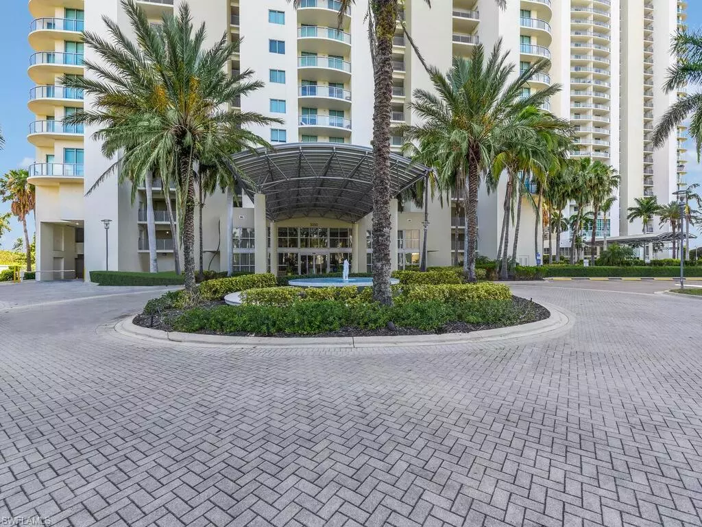 Fort Myers, FL 33916,3000 Oasis Grand BLVD #1705