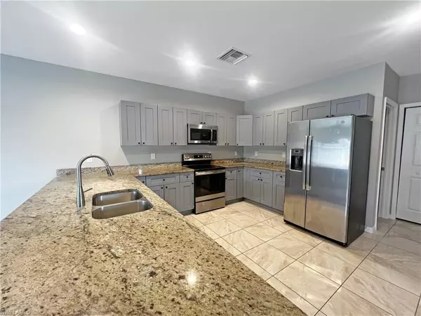 Lehigh Acres, FL 33973,4850 24th ST SW