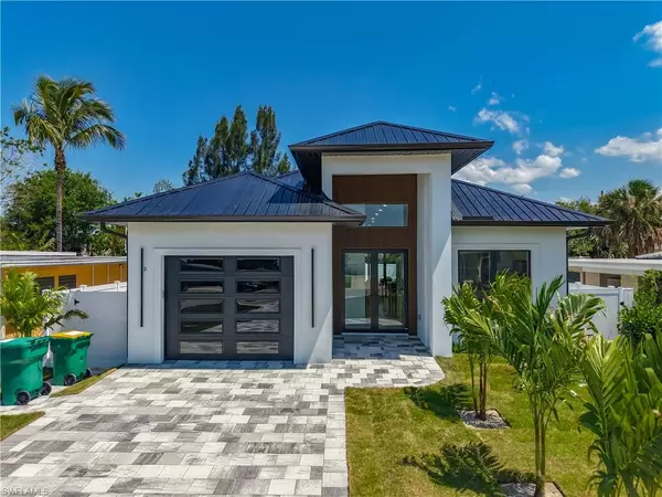 857 95th AVE N, Naples, FL 34108