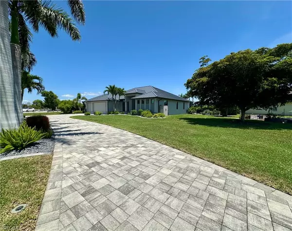 Cape Coral, FL 33904,410 SE 26th TER