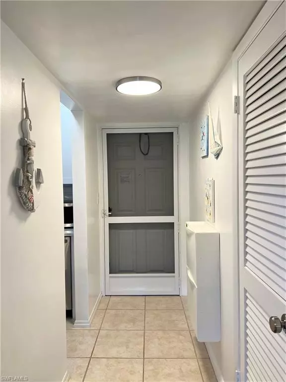 Naples, FL 34105,200 Forest Lakes BLVD #201