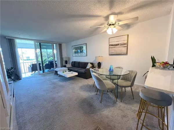 Naples, FL 34105,200 Forest Lakes BLVD #201