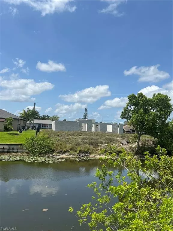 Cape Coral, FL 33909,1212 NE 12th ST