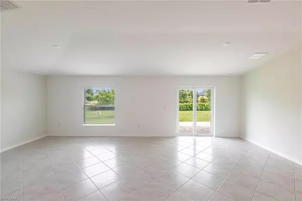 Lehigh Acres, FL 33974,358 Pembroke ST