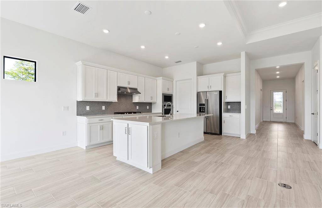 Naples, FL 34120,1905 Fresno AVE