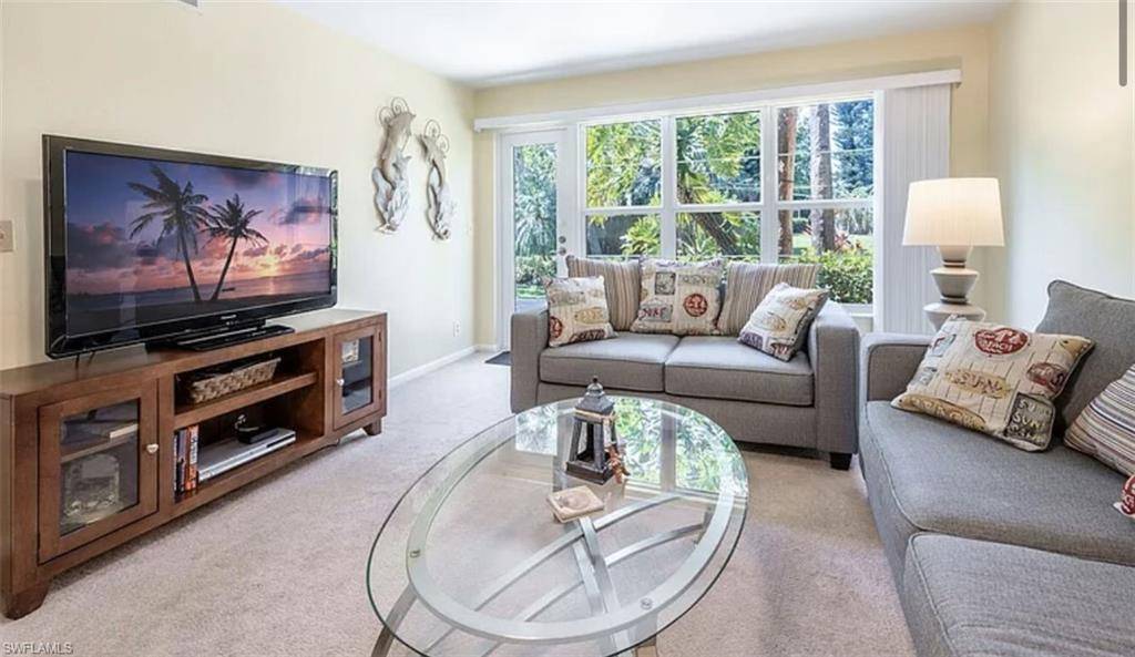 Naples, FL 34112,4080 Looking Glass LN #2905