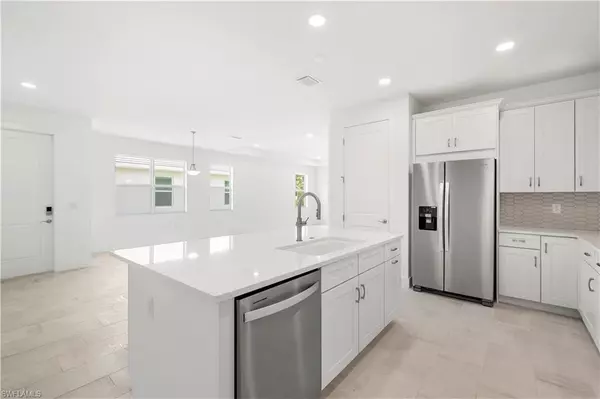 Naples, FL 34114,8893 Oceana WAY