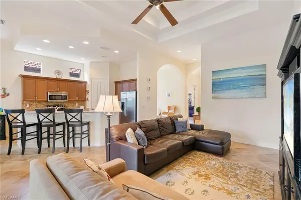 Naples, FL 34113,6492 Caldecott DR