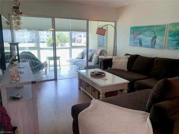 Fort Myers, FL 33907,1724 Pine Valley DR #201