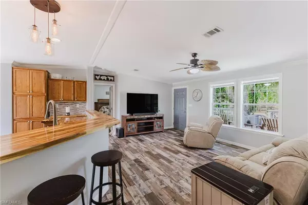 Fort Denaud, FL 33935,1935 Phillips RD