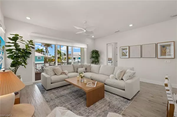 Fort Myers Beach, FL 33931,5583 Estero BLVD