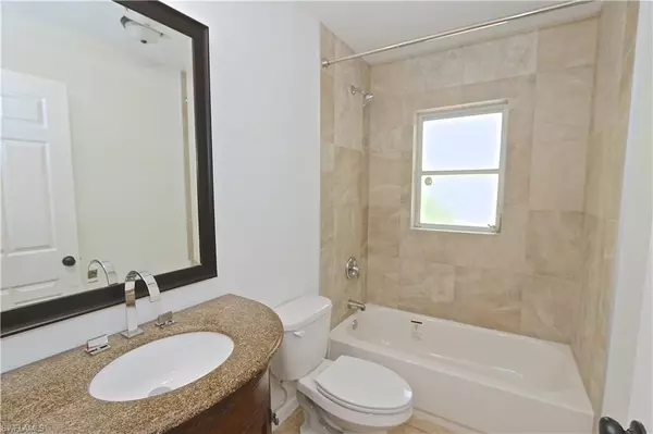 Naples, FL 34116,5461 Boxwood WAY