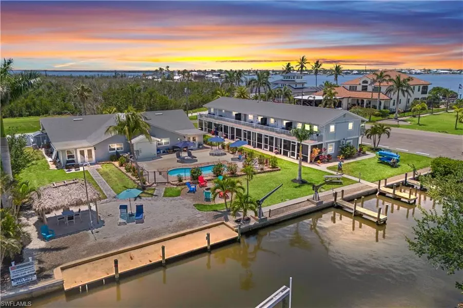12200/12210 Shoreview DR, Cape Coral, FL 33993