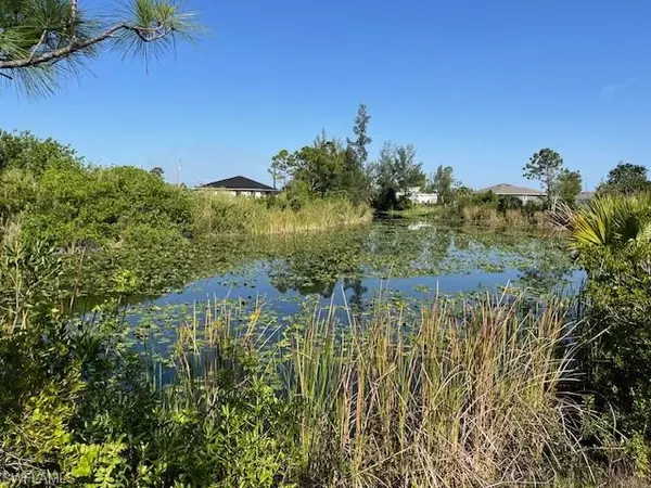 3816 NE 9th PL, Cape Coral, FL 33909