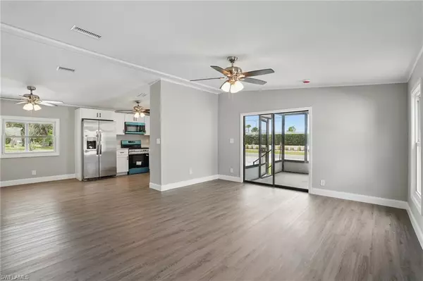 Naples, FL 34114,897 Manatee RD