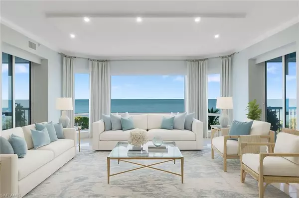 Naples, FL 34108,8473 Bay Colony DR #403