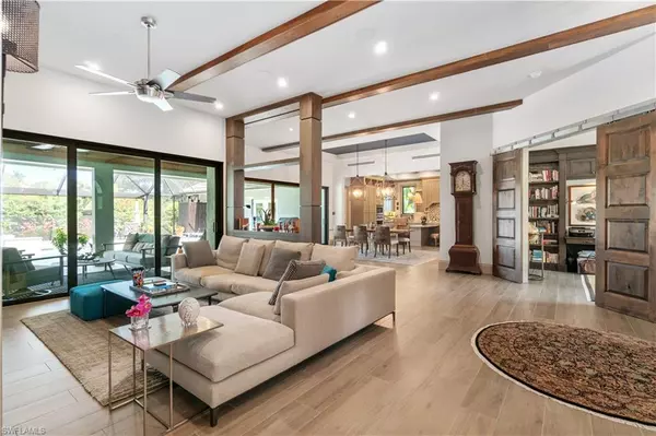 Naples, FL 34110,15311 Burnaby DR