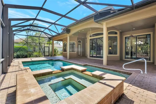 Naples, FL 34113,7748 Classics DR