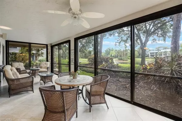 Naples, FL 34108,5964 Pelican Bay BLVD #415