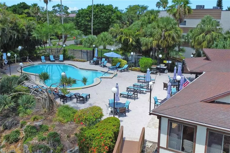 501 Forest Lakes BLVD #102, Naples, FL 34105