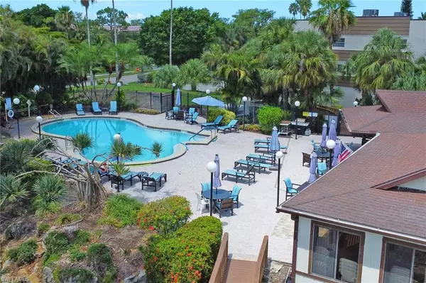 501 Forest Lakes BLVD #102, Naples, FL 34105
