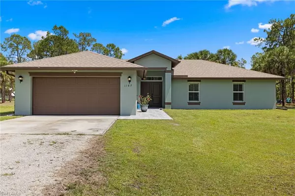 Naples, FL 34120,1187 16th AVE NE