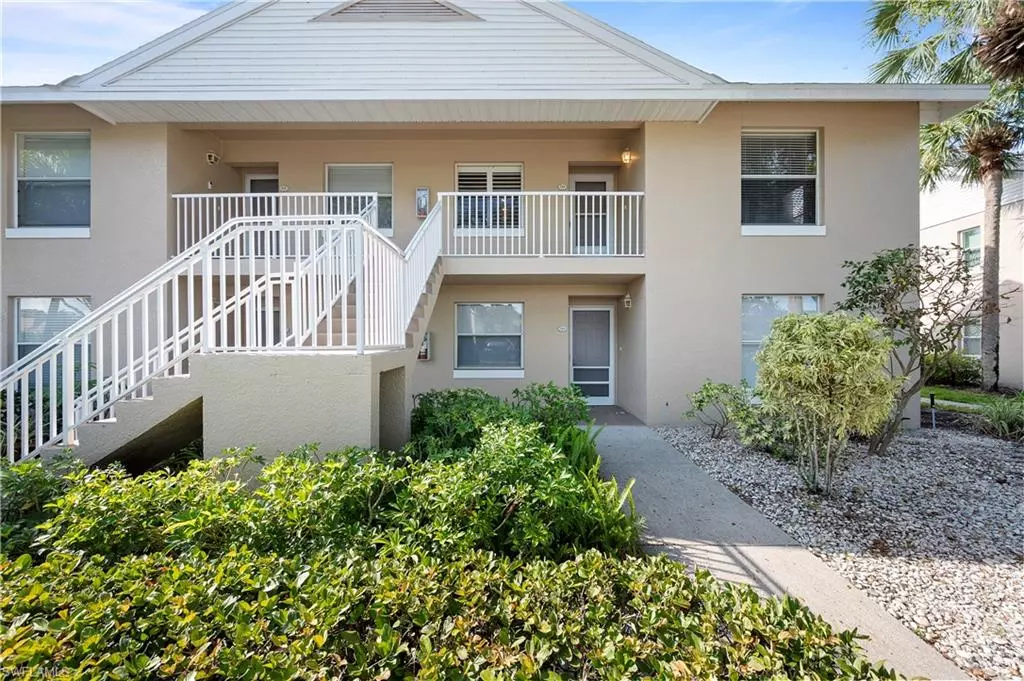 Naples, FL 34110,174 Pebble Shores DR S #204