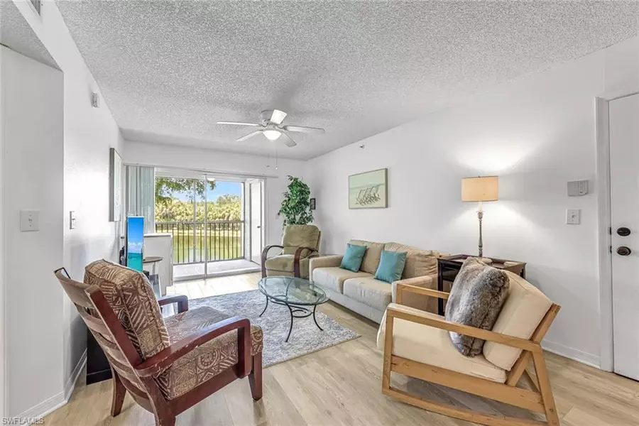 8851 Colonnades CT W #126, Bonita Springs, FL 34135