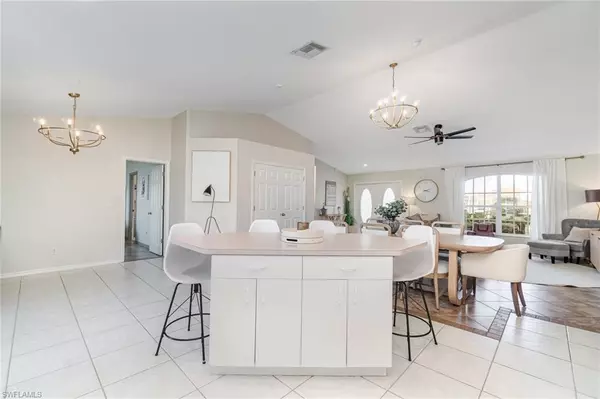Fort Myers, FL 33913,879 Rue Labeau CIR