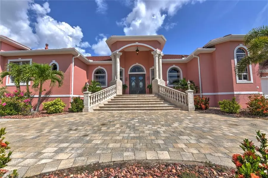 4409 Crews CT, Port Charlotte, FL 33952