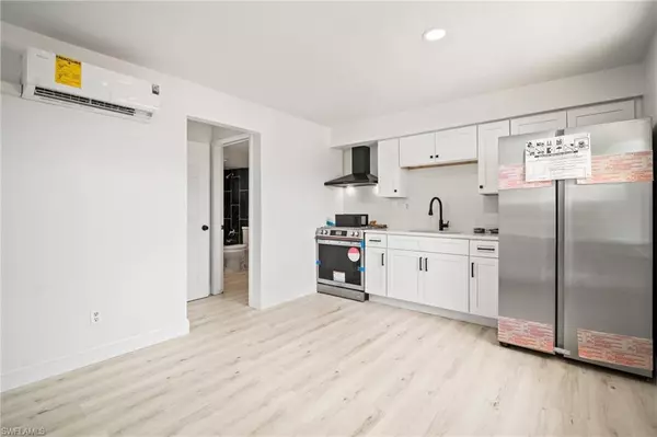 Naples, FL 34112,2316 Bayside ST