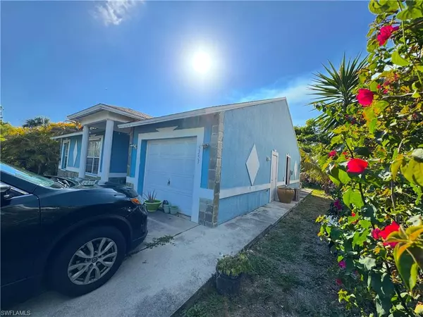 Naples, FL 34113,5353 Martin ST