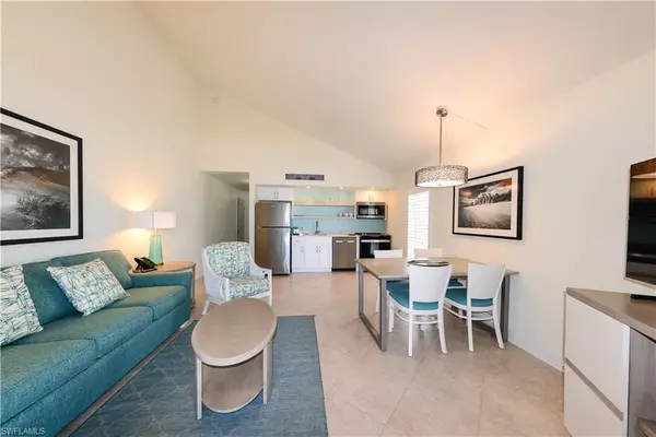 Sanibel, FL 33957,2255 W Gulf DR #140