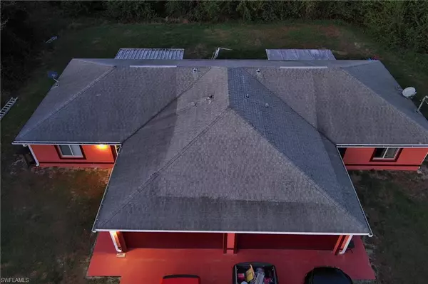 4526/4524 28th ST SW, Lehigh Acres, FL 33973