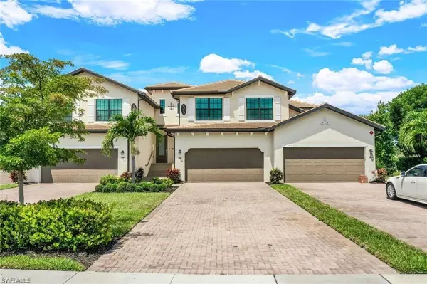 Naples, FL 34120,2375 Montserrat LN #202