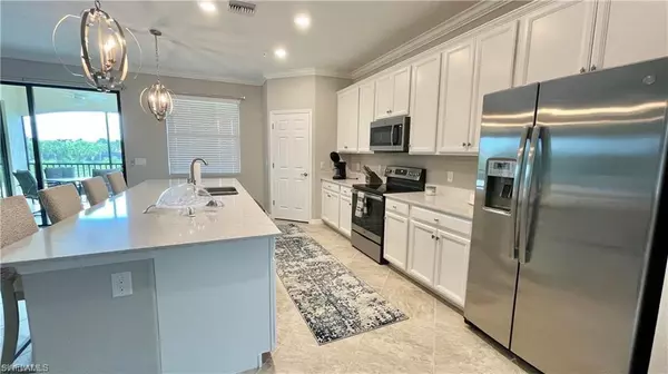 Bonita Springs, FL 34135,17321 Cherrywood CT #8203